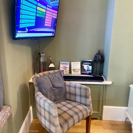 Stylish Ground Floor Flat On Tree-lined Street Apartman Harrogate