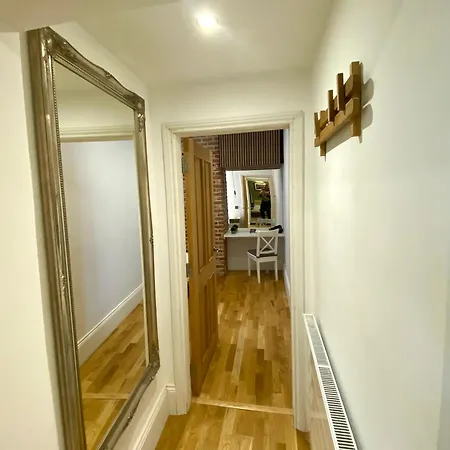Apartman Stylish Ground Floor Flat On Tree-lined Street Harrogate